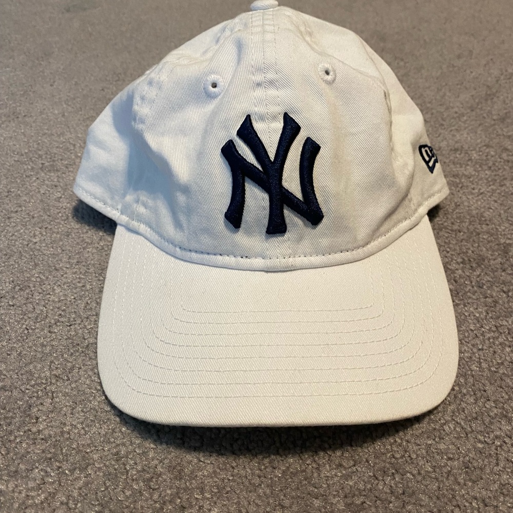New Era White Yankees Cap for Women